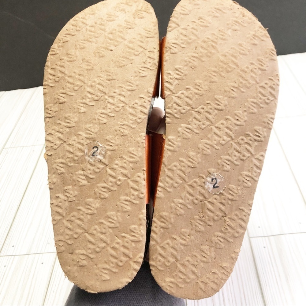 🌸🌼EUC Girls Mad Love Footbed Sandals - Picture 8 of 8